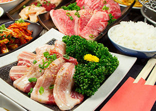 7種の焼肉が楽しめる 飲み放題120分付き【宴会コース】 飲み放題付き ¥5,480 食事のみ ¥3,300